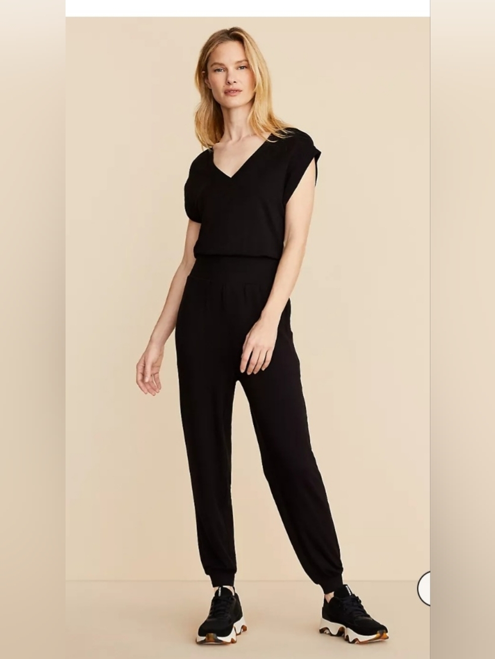 Lou & Grey Black Signature V-Neck Jumpsuit Sz Small